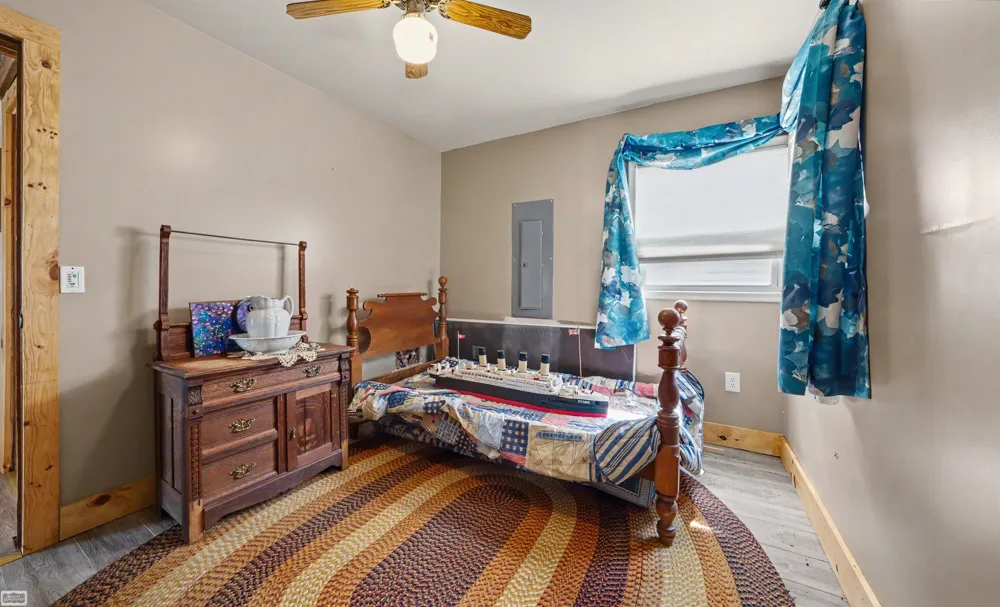 6334 Marina Drive Clay Township, MI 48001