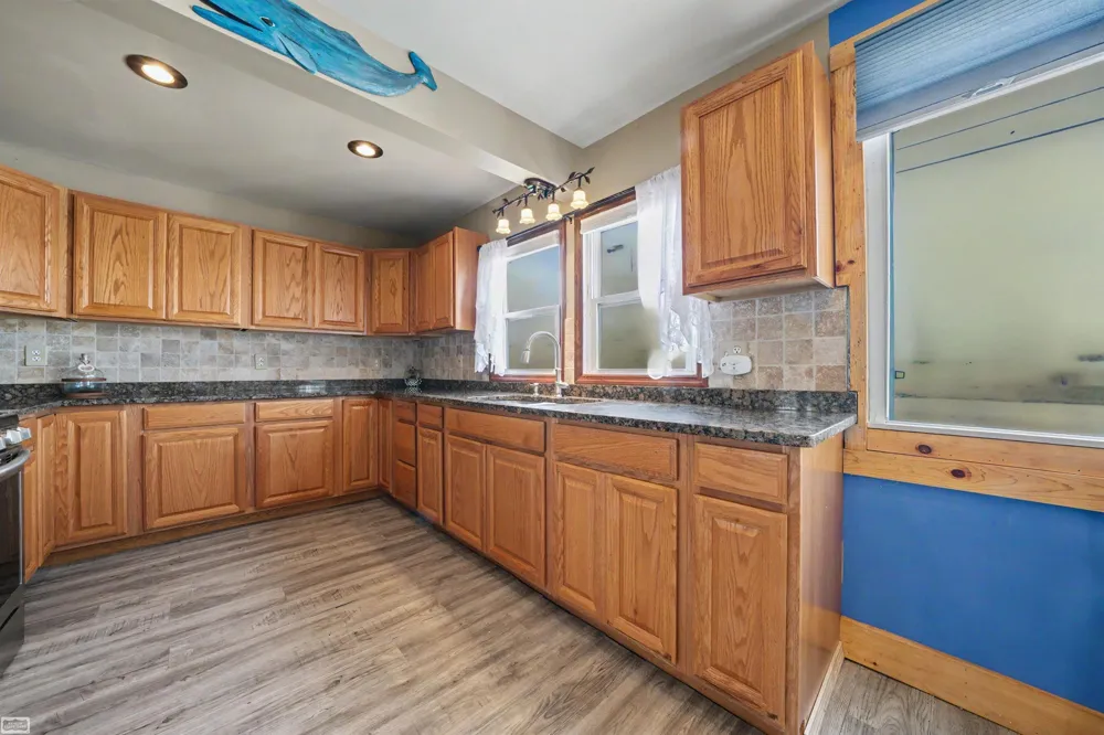 6334 Marina Drive Clay Township, MI 48001