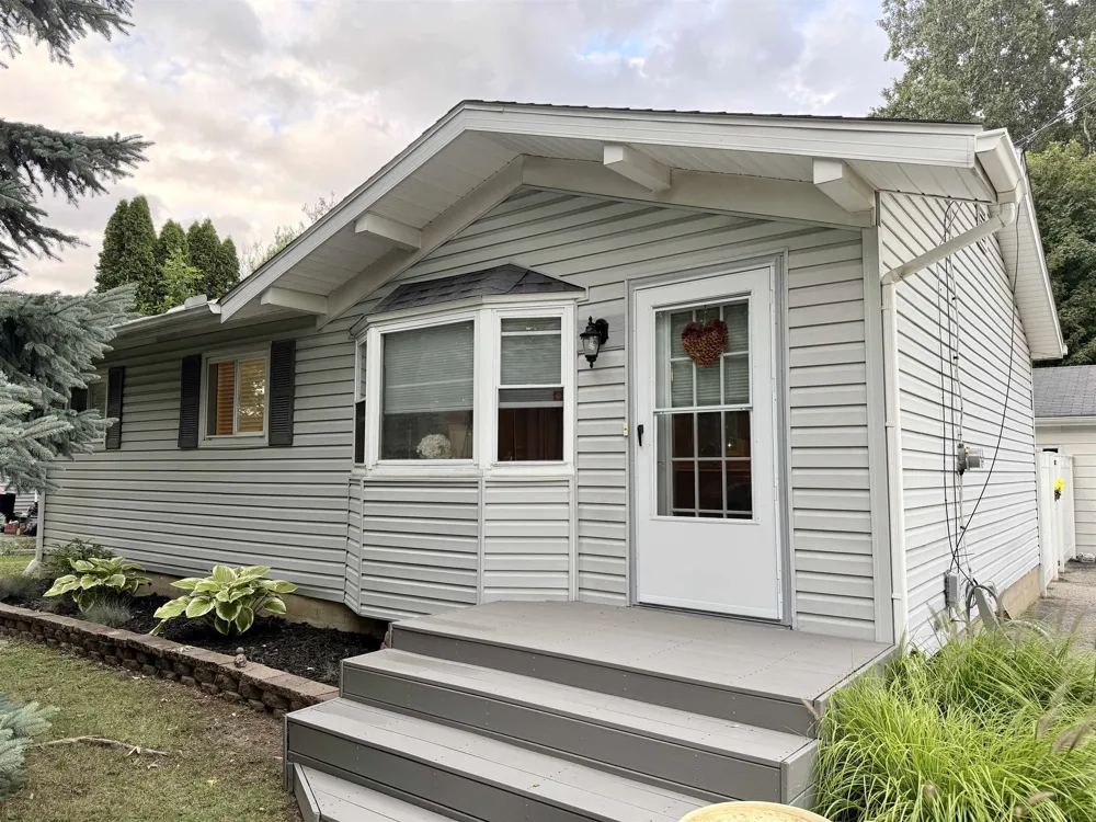 2383 Miami Beach Drive Flint Charter Township, MI 48507