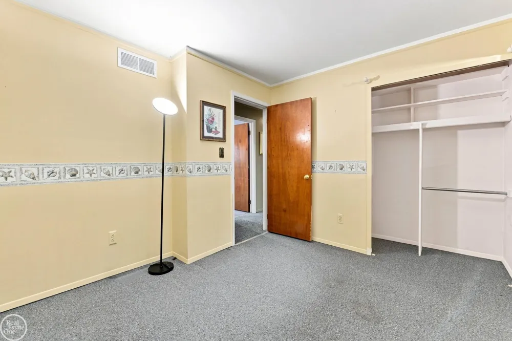 13457 Butler Drive Sterling Heights City, MI 48313