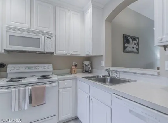 7820 Sandpine Court #2302 Naples, FL 34104