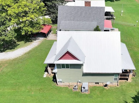 1192 Eva Harbor Rd Eva, TN 38333