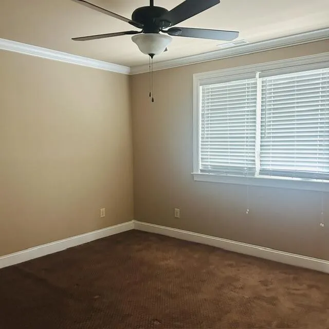1192 Eva Harbor Rd Eva, TN 38333