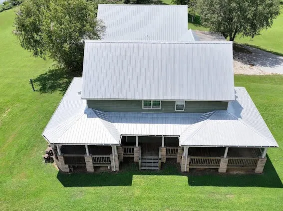 1192 Eva Harbor Rd Eva, TN 38333