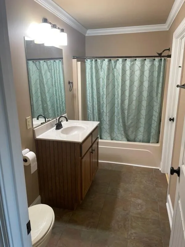 1192 Eva Harbor Rd Eva, TN 38333