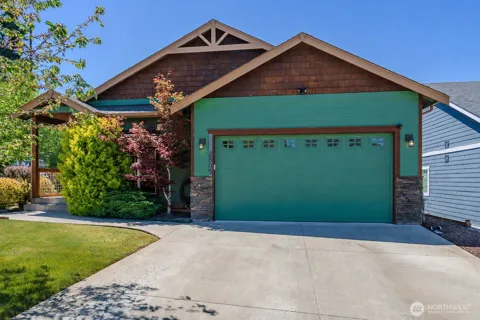 2505 Elmont Court