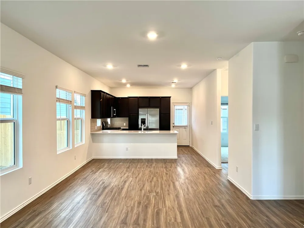 1340 Weatherford Lane Leander, TX 78641