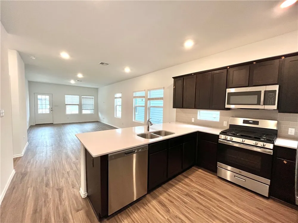 1340 Weatherford Lane Leander, TX 78641