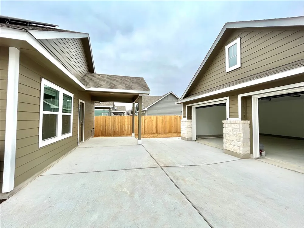 1340 Weatherford Lane Leander, TX 78641
