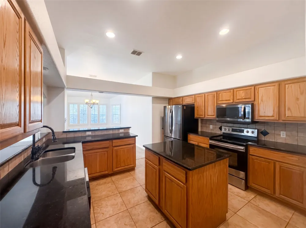 12 Birchwood Circle Wimberley, TX 78676