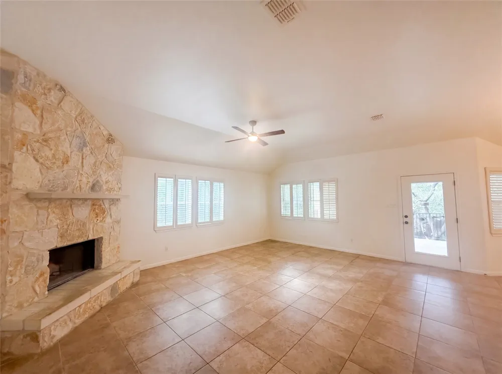 12 Birchwood Circle Wimberley, TX 78676
