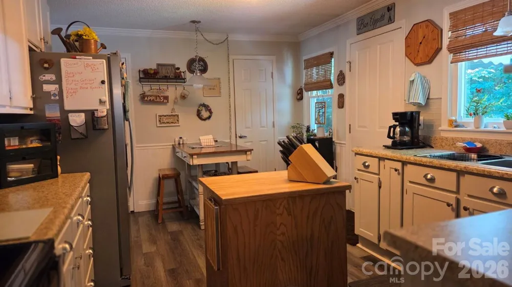 809 Alexander Street Lincolnton, NC 28092
