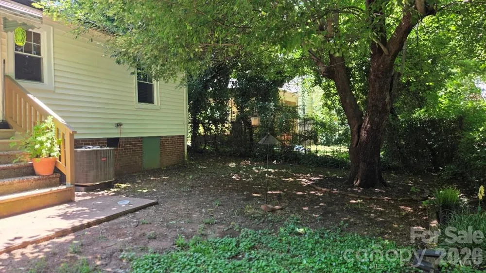 809 Alexander Street Lincolnton, NC 28092