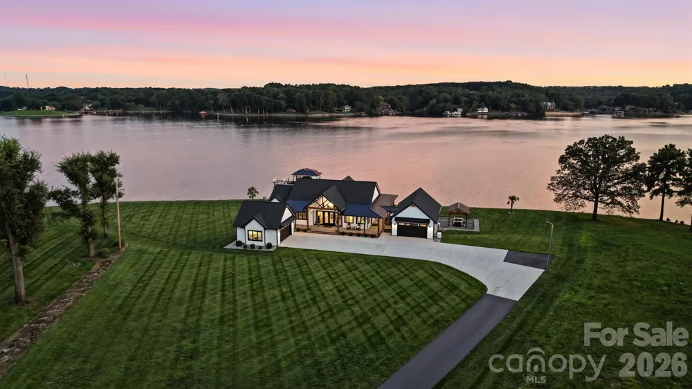 698 Sam Poole Lane Taylorsville, NC 28681