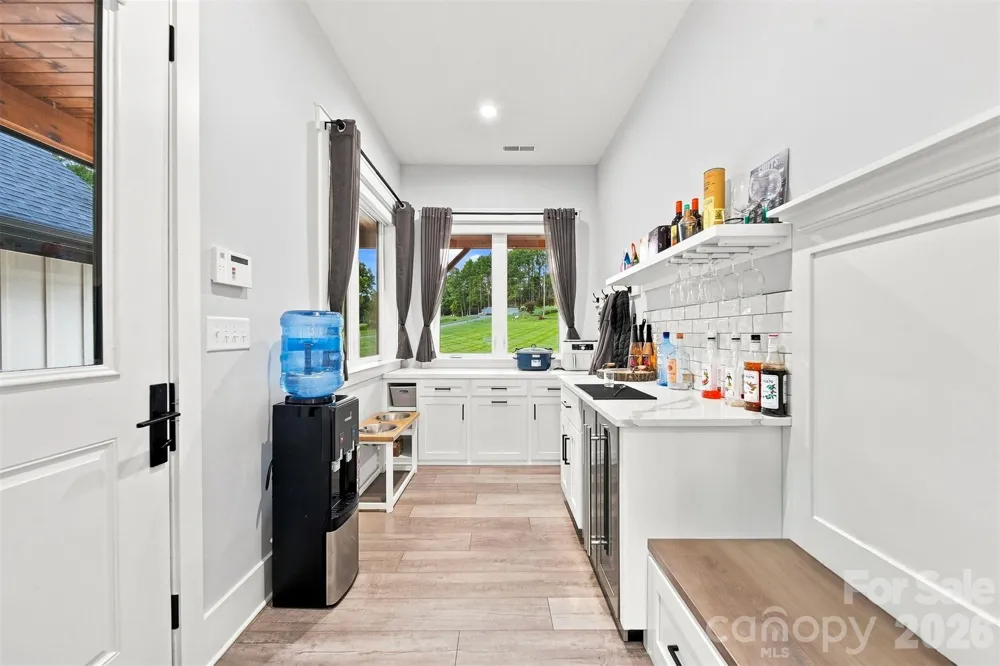 698 Sam Poole Lane Taylorsville, NC 28681