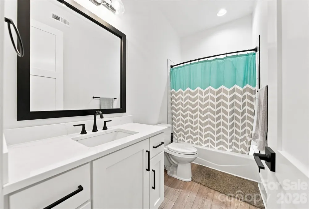 698 Sam Poole Lane Taylorsville, NC 28681