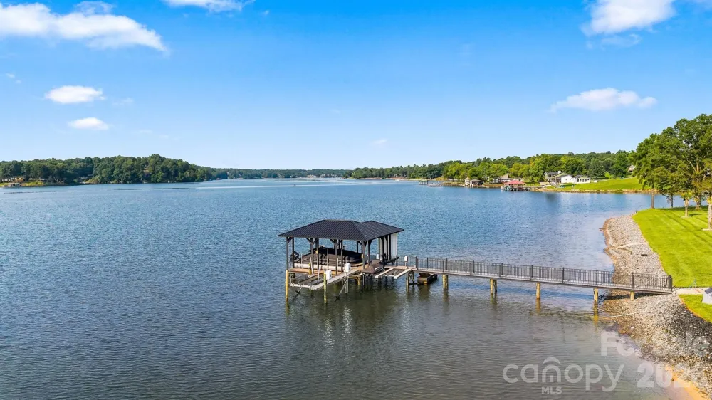 698 Sam Poole Lane Taylorsville, NC 28681