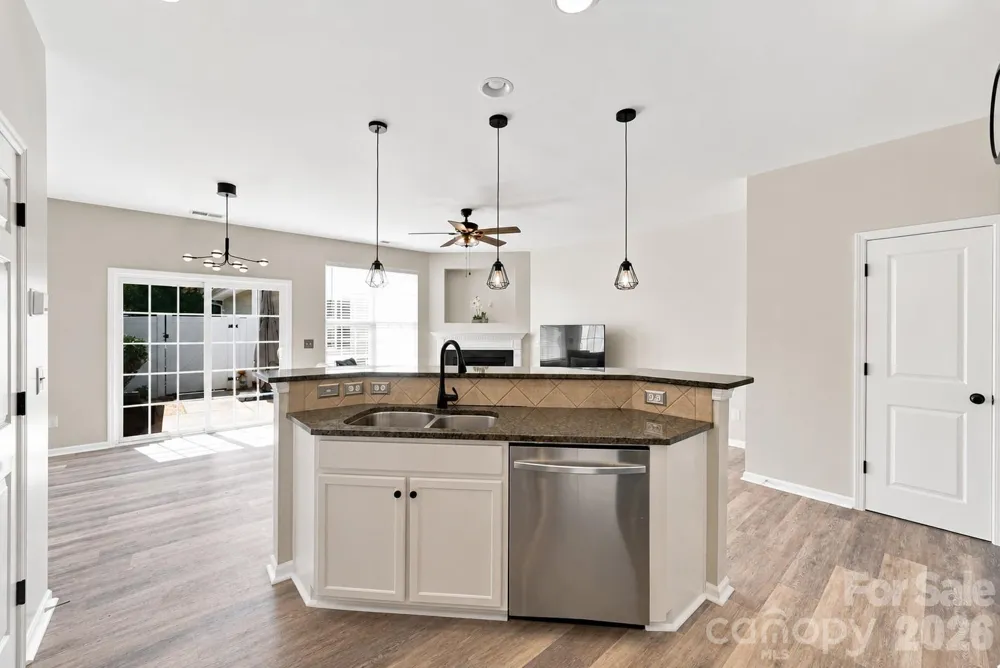 149 Leyton Loop #E Mooresville, NC 28117