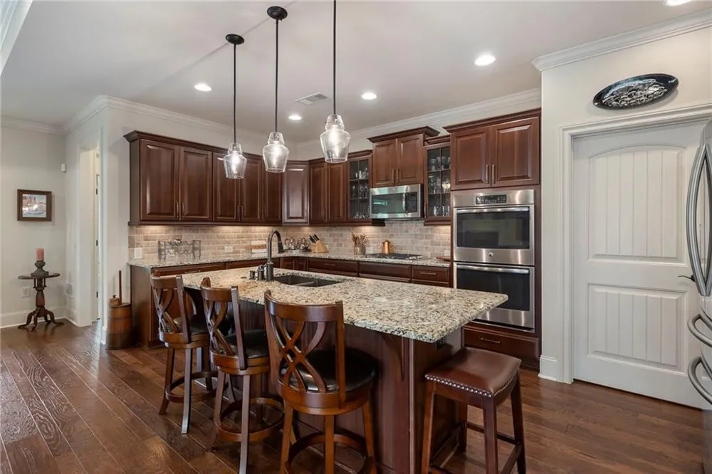 119 Clover Way Woodstock, GA 30188