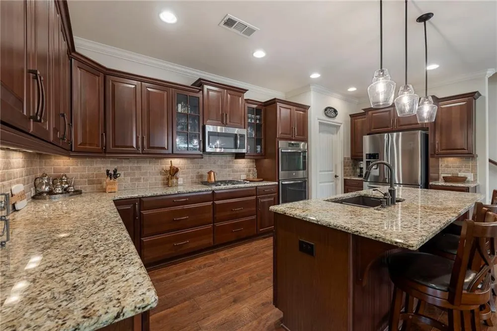 119 Clover Way Woodstock, GA 30188