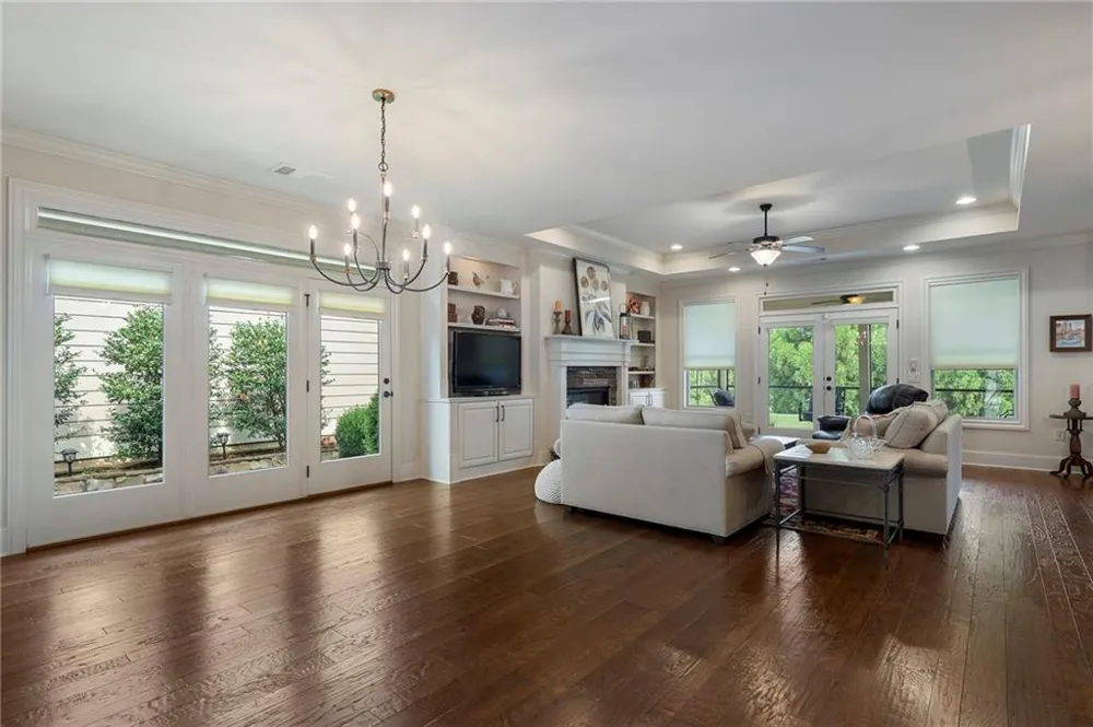 119 Clover Way Woodstock, GA 30188