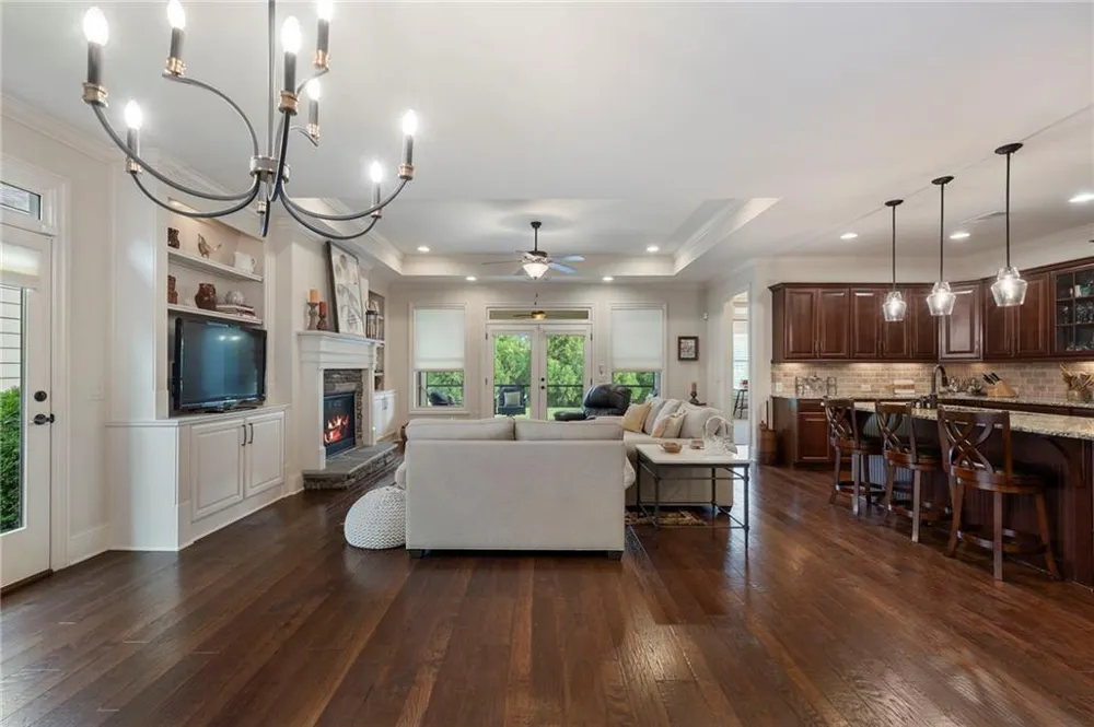 119 Clover Way Woodstock, GA 30188