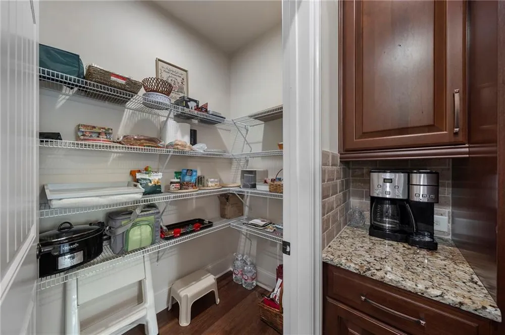 119 Clover Way Woodstock, GA 30188