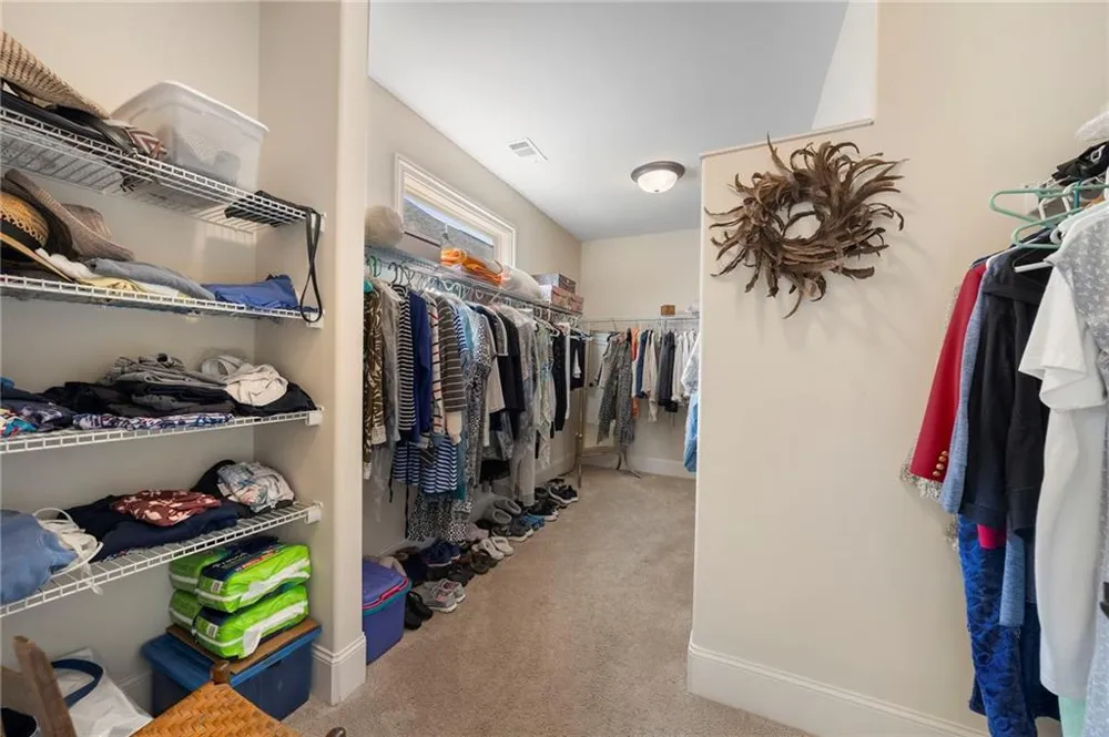 119 Clover Way Woodstock, GA 30188