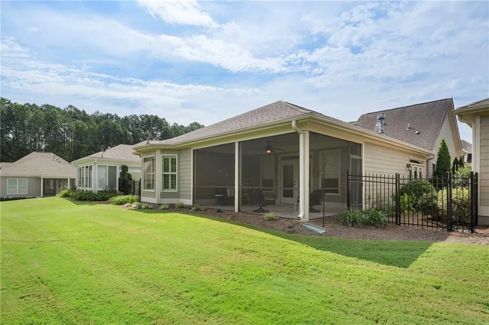 119 Clover Way Woodstock, GA 30188
