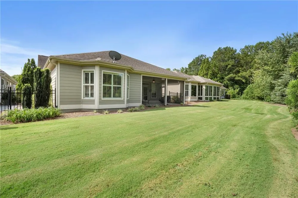 119 Clover Way Woodstock, GA 30188