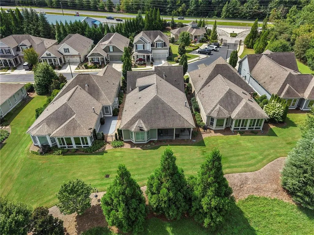 119 Clover Way Woodstock, GA 30188