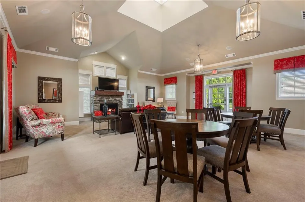 119 Clover Way Woodstock, GA 30188