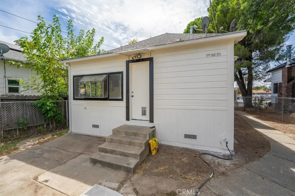524 Madison Street Red Bluff, CA 96080