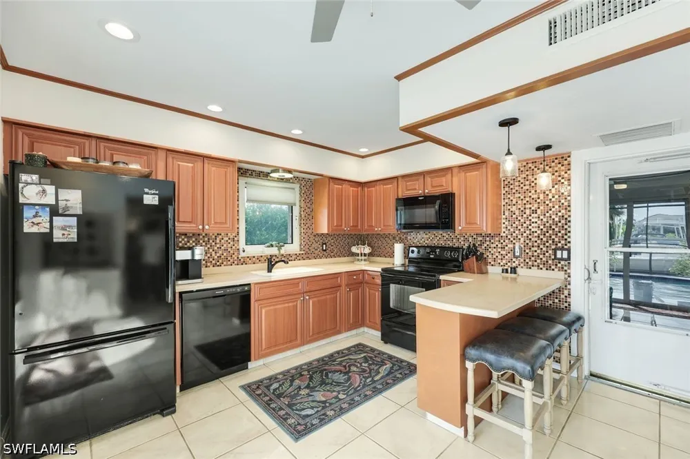 Willow Court Marco Island, FL 34145
