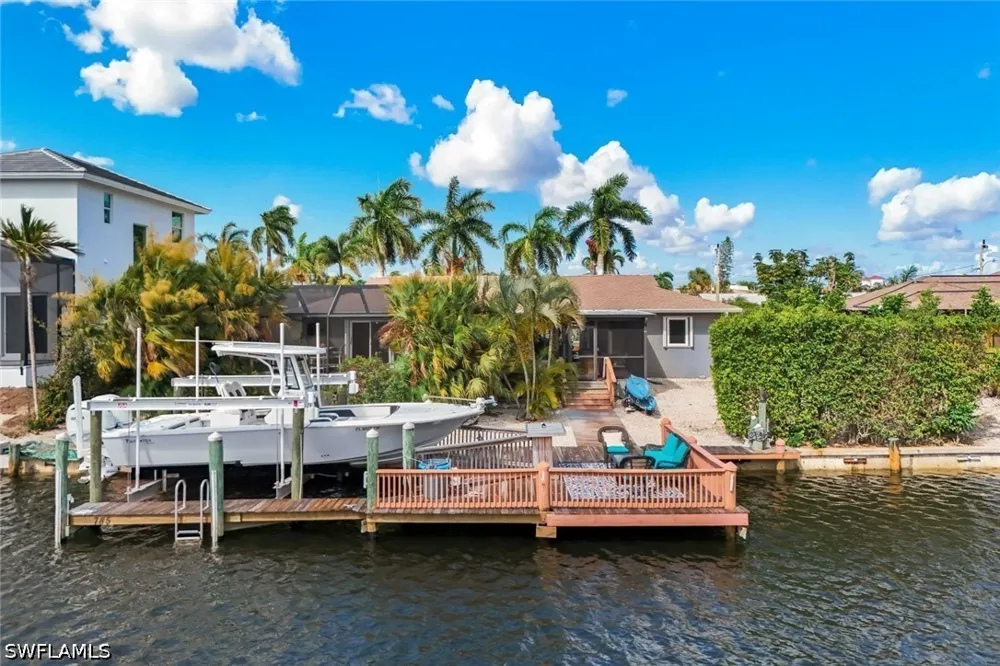 Willow Court Marco Island, FL 34145