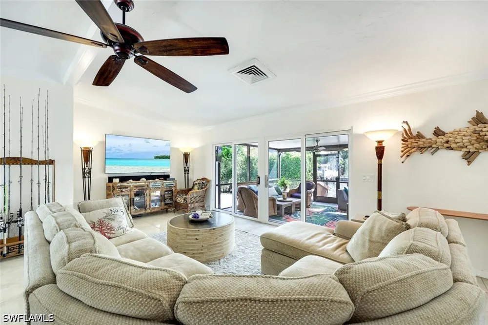 Willow Court Marco Island, FL 34145