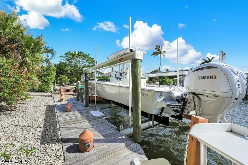 Willow Court Marco Island, FL 34145