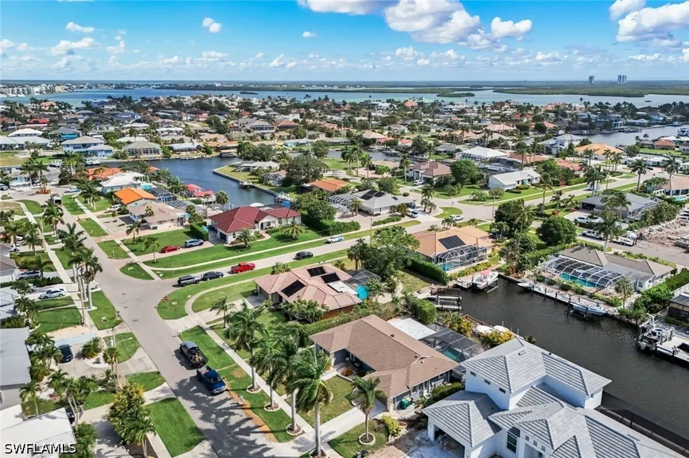 Willow Court Marco Island, FL 34145