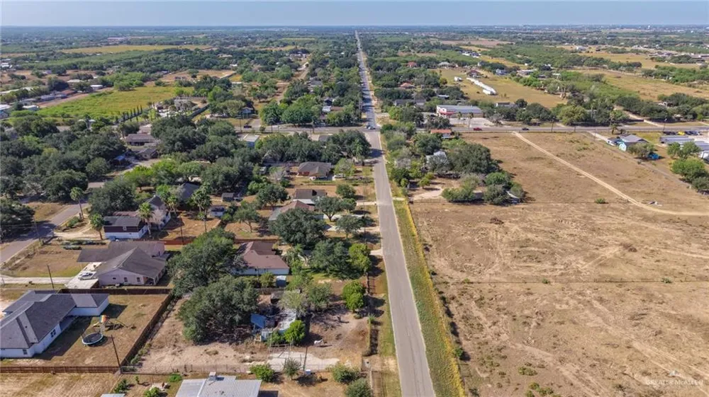 8606 Doolittle Road Edinburg, TX 78542