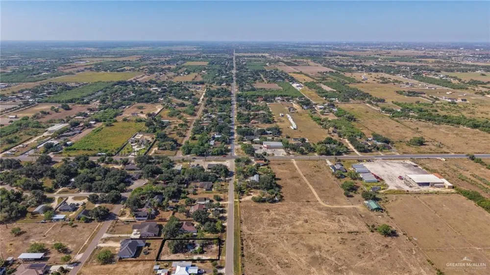 8606 Doolittle Road Edinburg, TX 78542