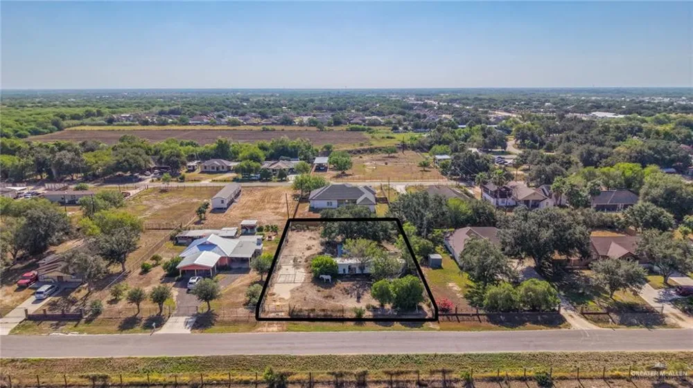 8606 Doolittle Road Edinburg, TX 78542