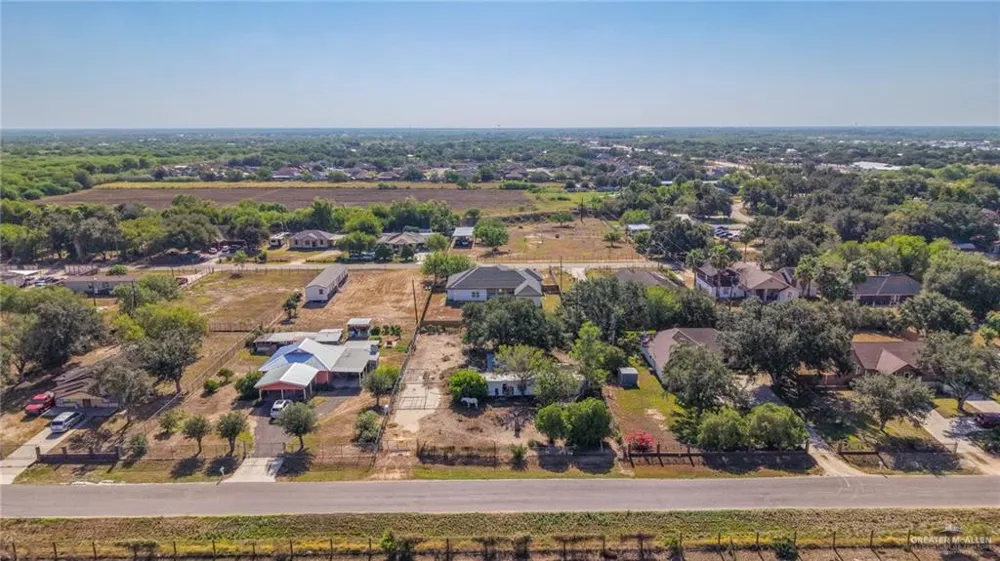 8606 Doolittle Road Edinburg, TX 78542