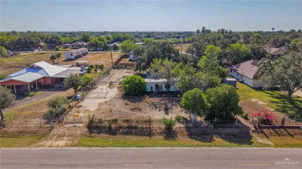8606 Doolittle Road Edinburg, TX 78542