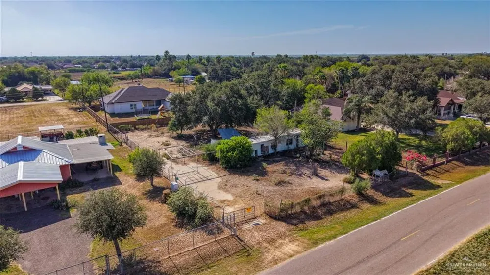 8606 Doolittle Road Edinburg, TX 78542