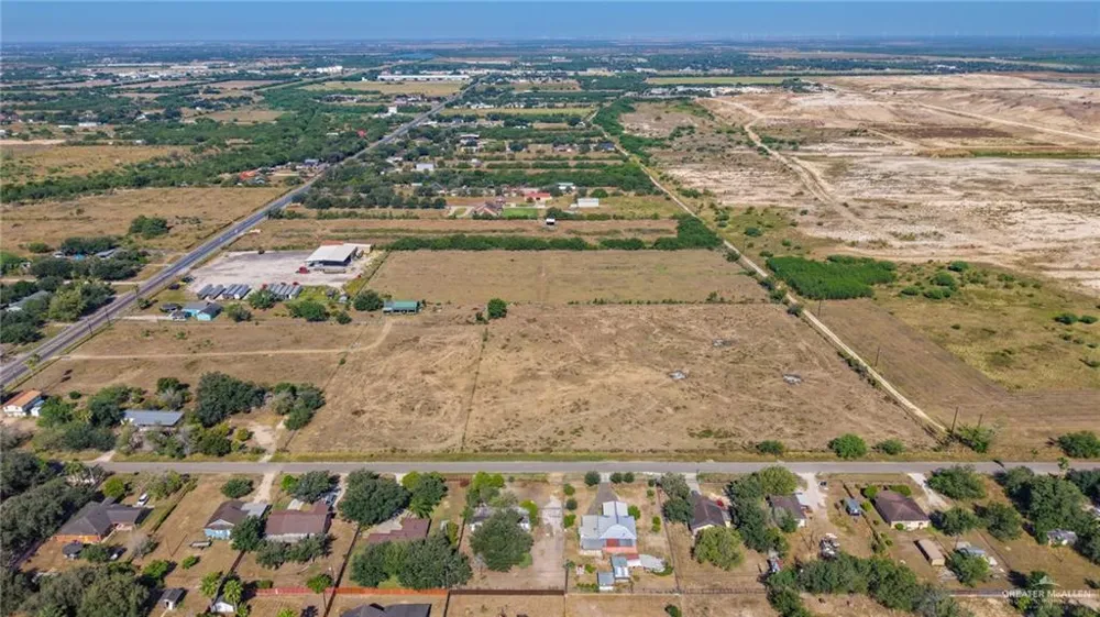 8606 Doolittle Road Edinburg, TX 78542