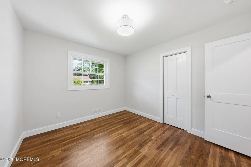 312 Edgemoor Road Belford, NJ 07718