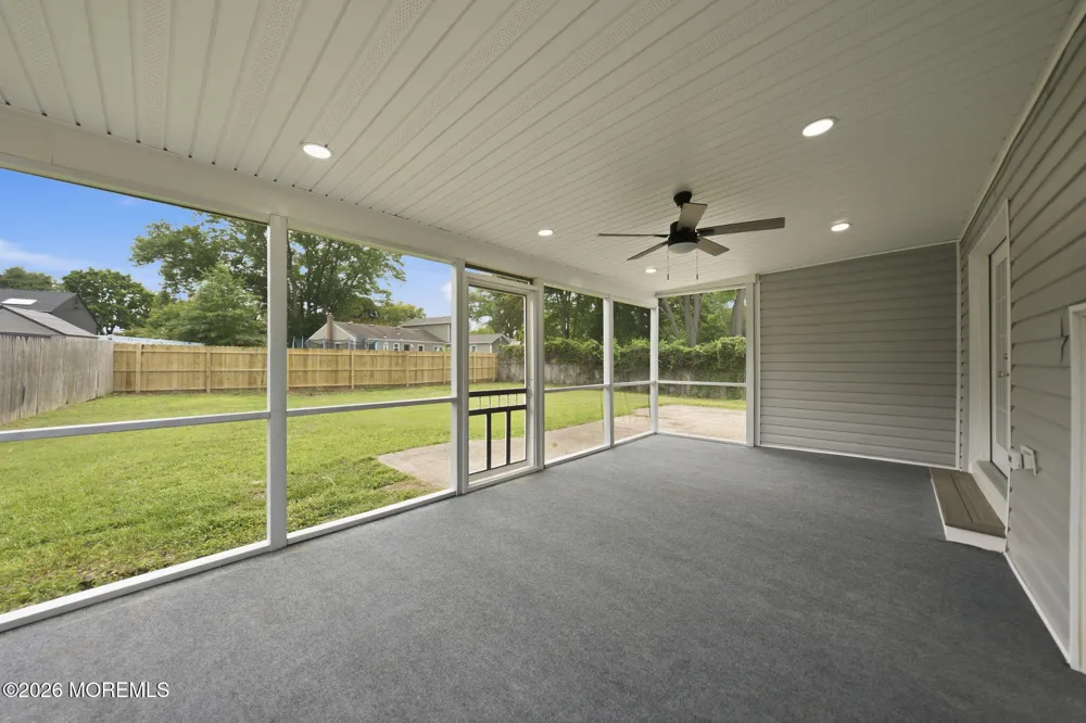 312 Edgemoor Road Belford, NJ 07718