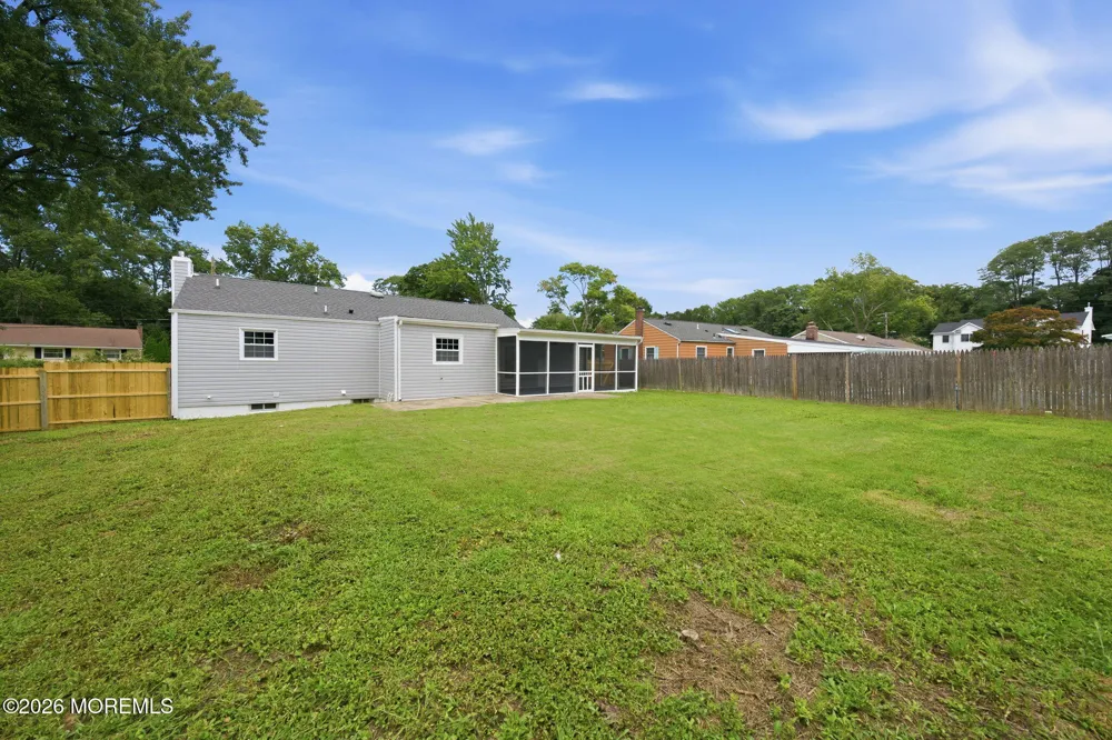 312 Edgemoor Road Belford, NJ 07718