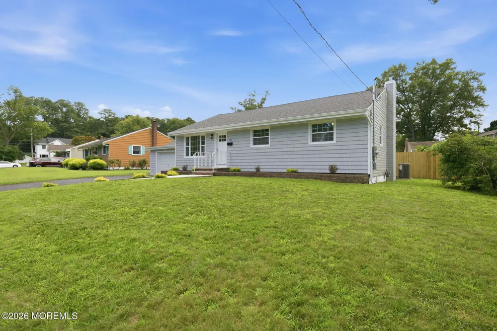 312 Edgemoor Road Belford, NJ 07718