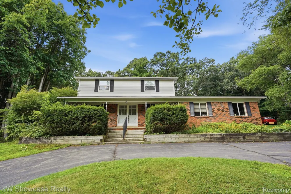 7125 Ridgewood Road Springfield Charter Township, MI 48346